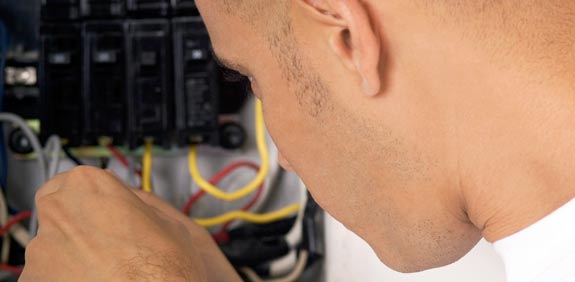 חשמל, חשמלאי / צלם: thinkstock